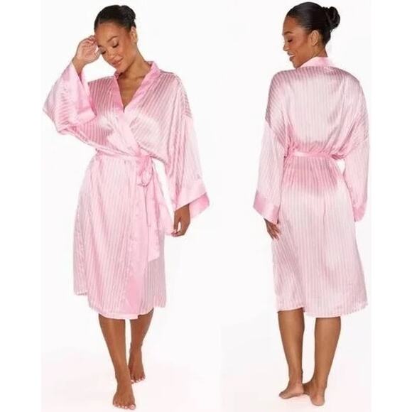 Show Me Your Mumu The Harlow Robe pink and white stripe pattern one size NWT - Picture 2 of 3